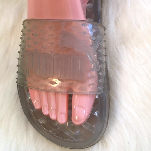 Puma FENTY Ladies Clear Jelly Slides Size 6.5 - Picture 4 of 9